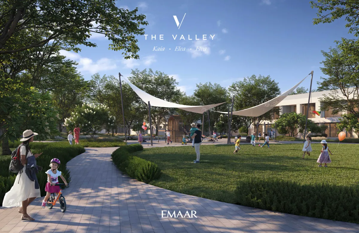 Elea & Kaia at The Valley