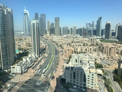 Bright luxurious Unit|High floor| Boulevard View