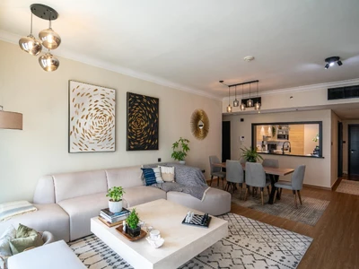 Spacious Layout | Upgraded Furnished | High Floor