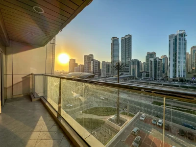 Well maintained | Next to metro | Equipped kitchen