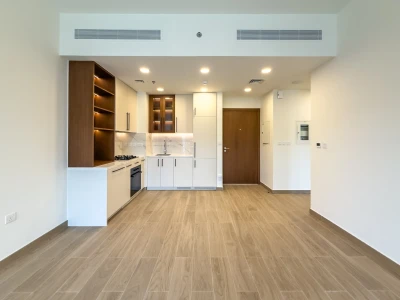 Hamilton 1BR | 2 Bath | Parking | Great Deal