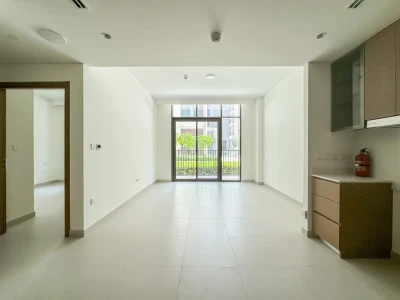Cozy | Bright | 1 Month free | Close to Beach 