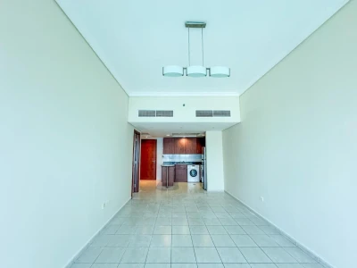 Full Lake View | Well Maintained | Covered Parking